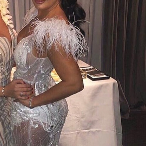 Stunning White and Silver Long Gown - Portia & Scarlett - size 6 - worn once. - Picture 7 of 8